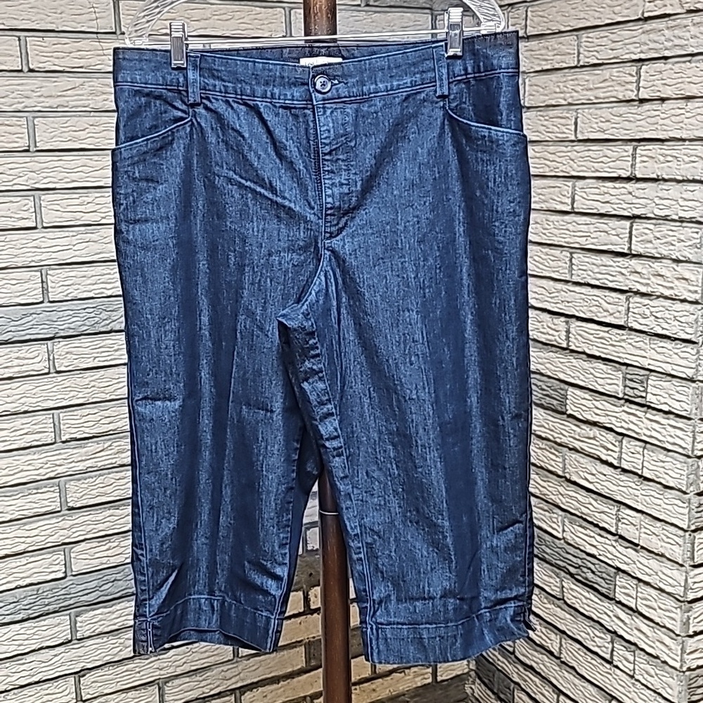 Lee, Just Below The Waist, Capris Sz 16P
